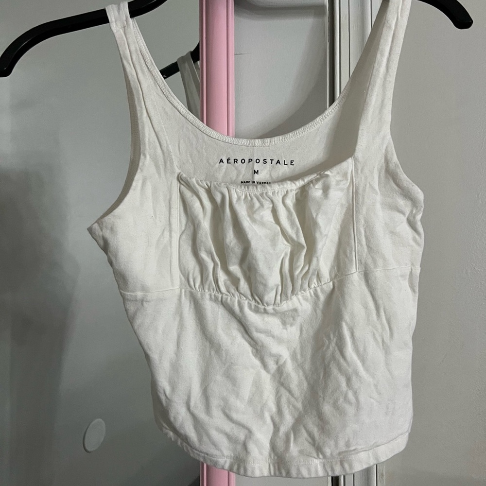 White cropped tank